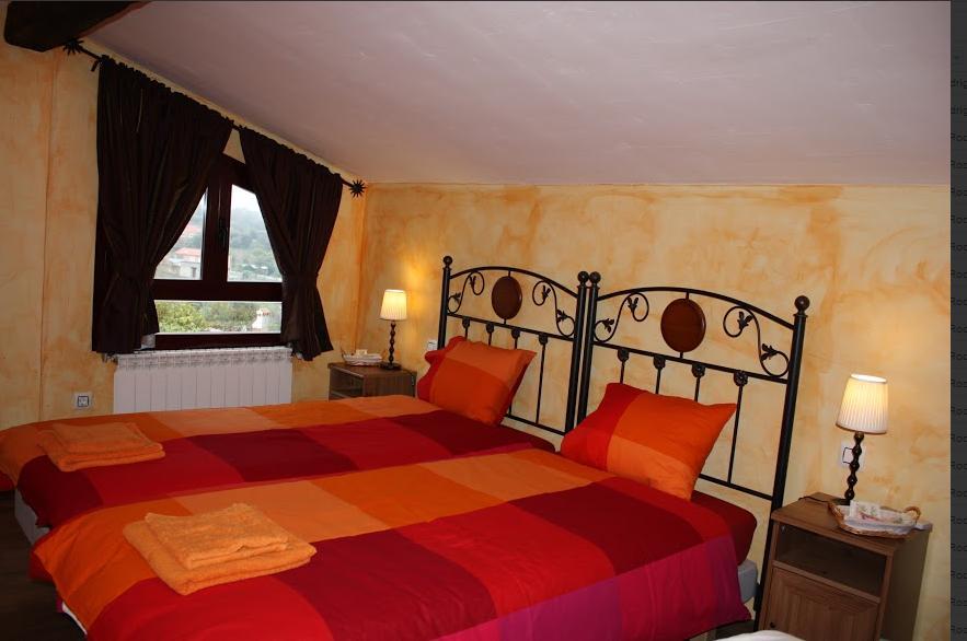 Las Casas De "El Cerrillo" Montesclaros Bilik gambar