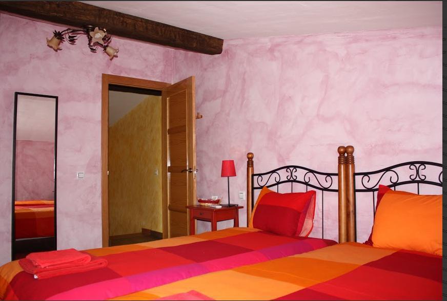 Las Casas De "El Cerrillo" Montesclaros Bilik gambar